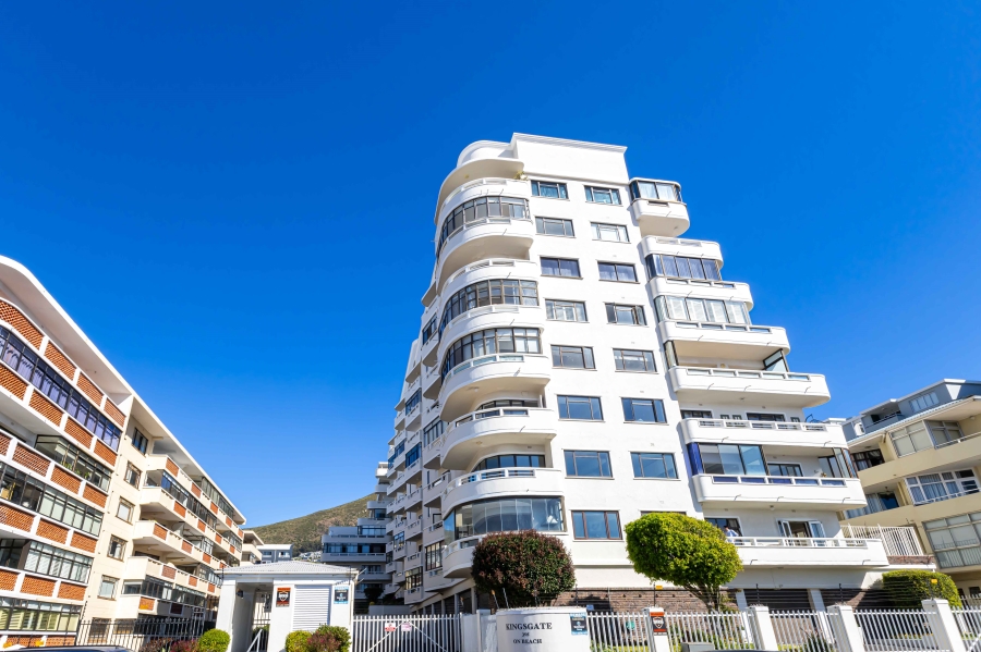 1 Bedroom Property for Sale in Sea Point Western Cape